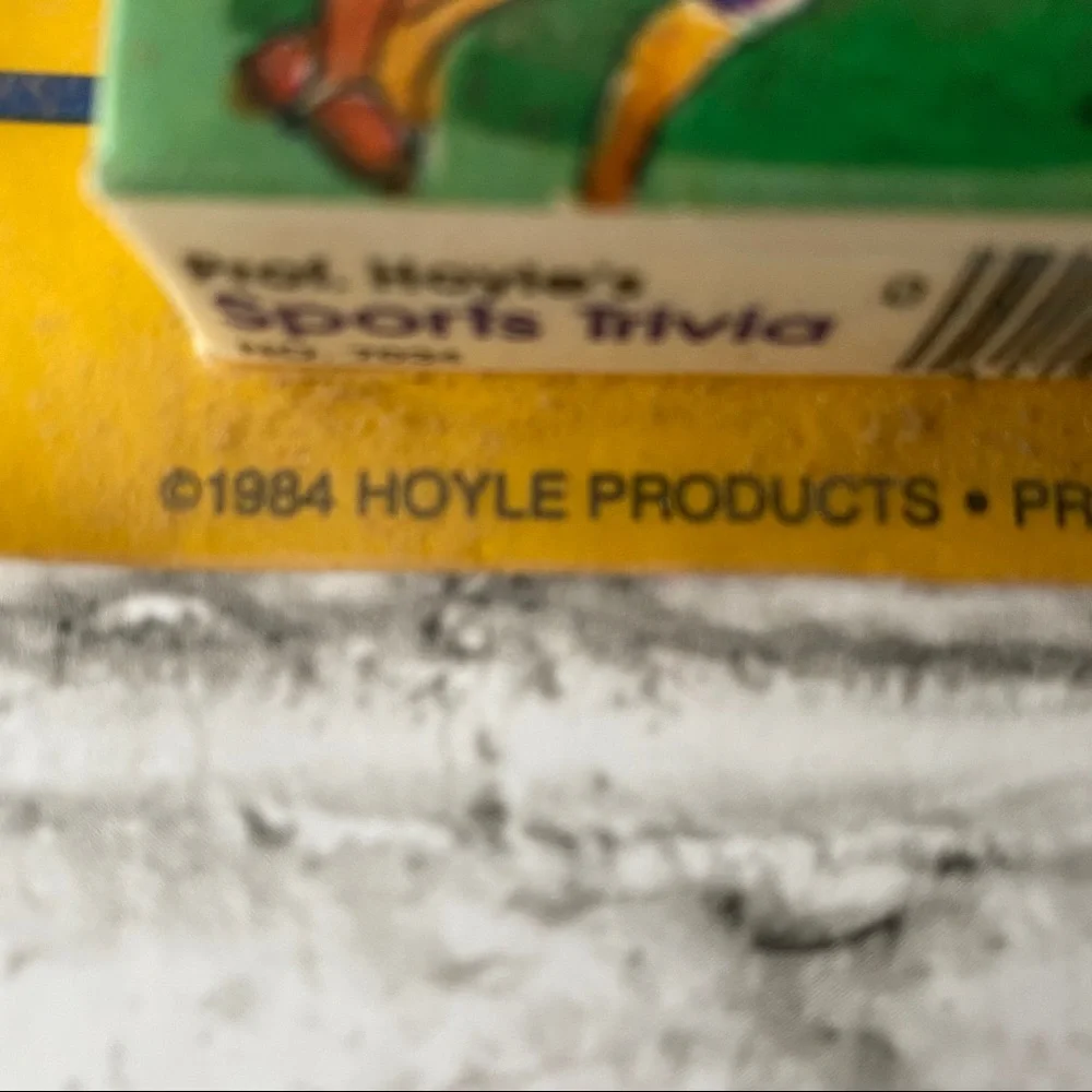 NWT‎ Vintage 1984 Hoyle Sports Pocket Trivia